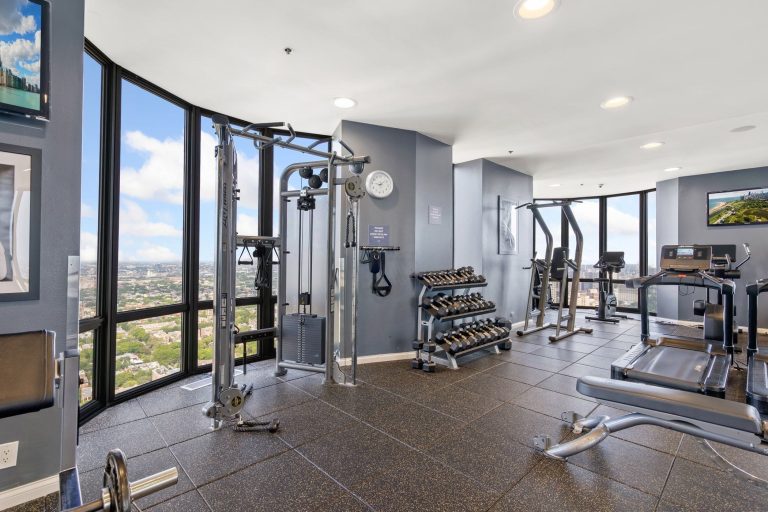 Engaging Work-From-Home Workout Ideas for Luxury Apartment Residents in Chicago